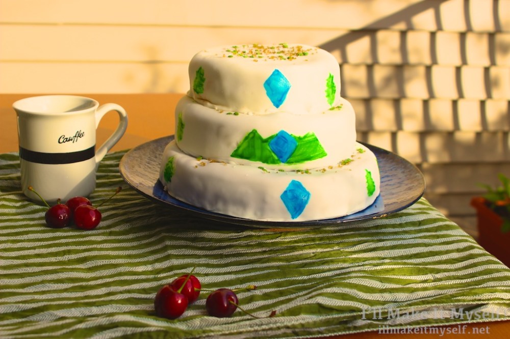 Twin Peaks Cake | I'll Make It Myself! 1