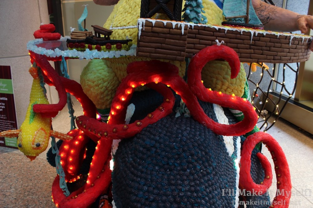 Sheraton Gingerbread Village | I'll Make It Myself! 8