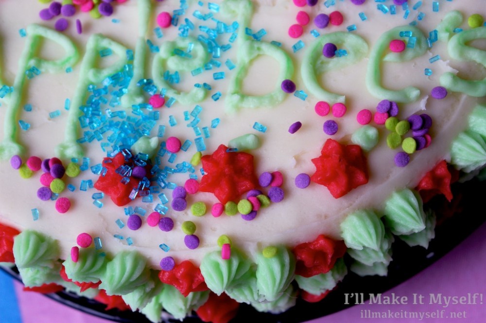 Gender Reveal Fight Outside Applebee's | I'll Make It Myself 2