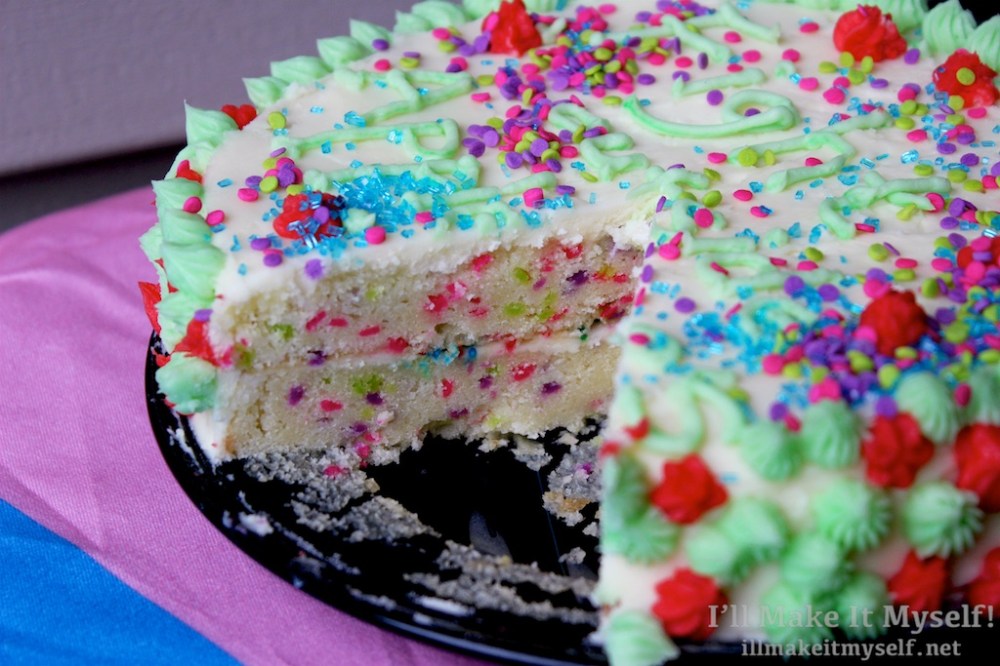 Gender Reveal Fight Outside Applebee's | I'll Make It Myself 4